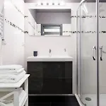 شقة Modern Old